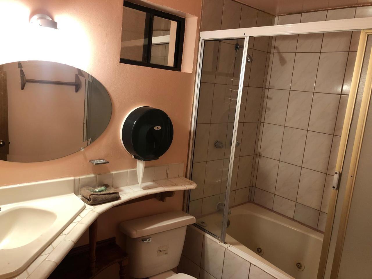 Hotel Sevilla تيجوانا المظهر الخارجي الصورة