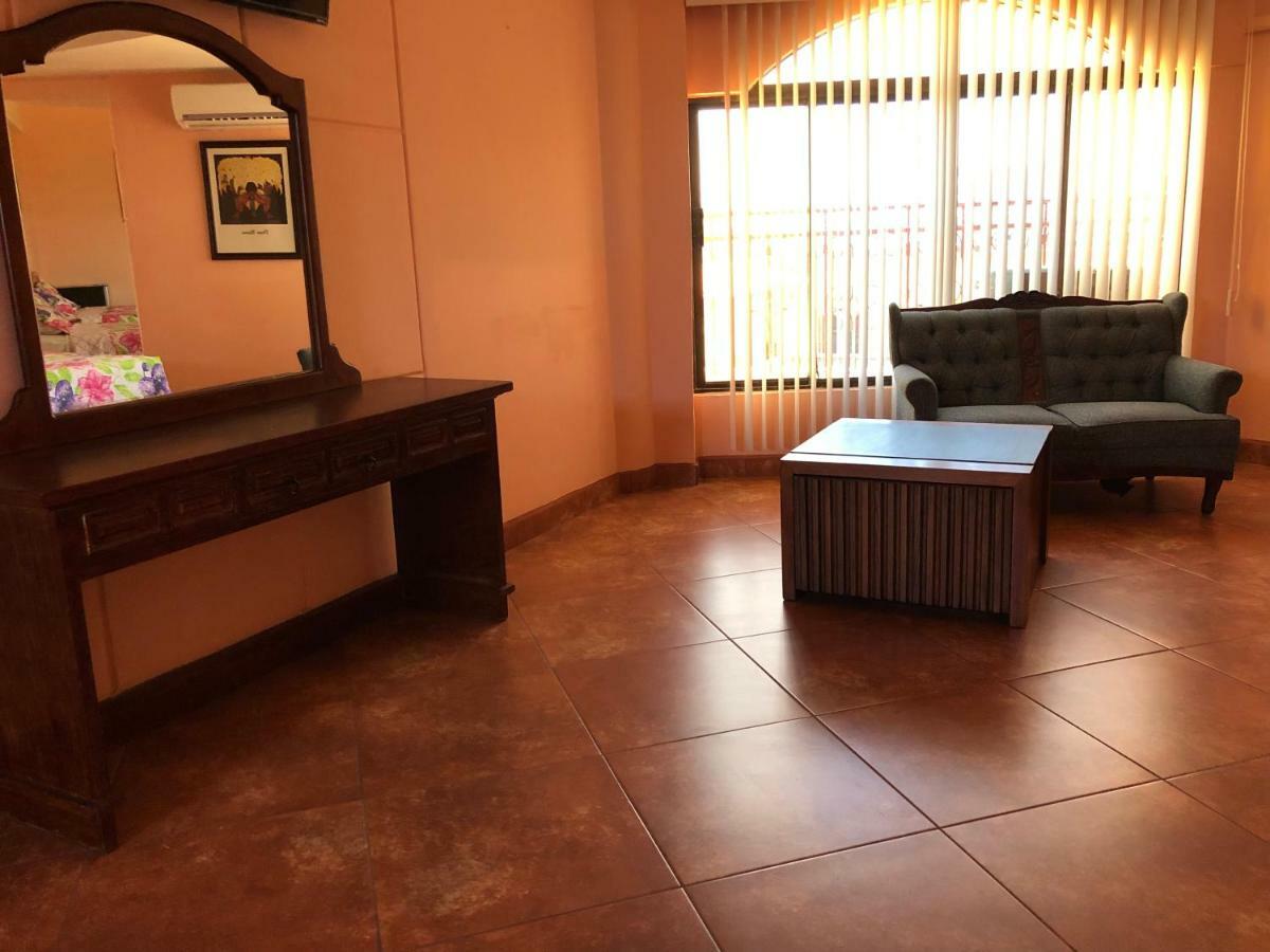 Hotel Sevilla تيجوانا المظهر الخارجي الصورة